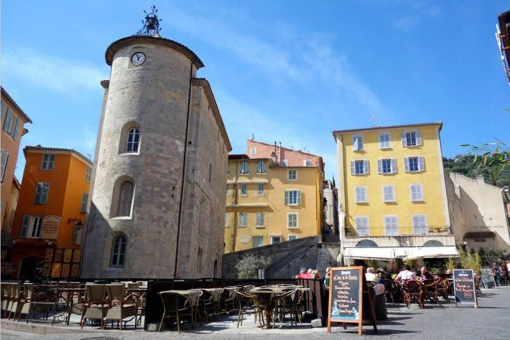 Studio Port De Hyeres Proche Des Plages Exterior photo