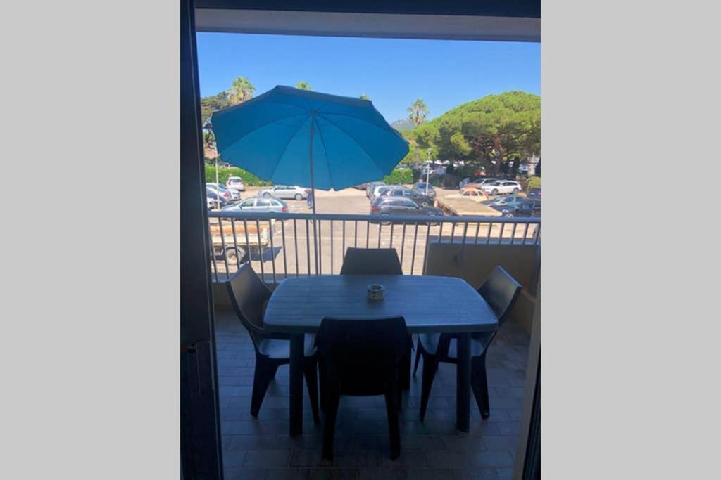 Studio Port De Hyeres Proche Des Plages Exterior photo